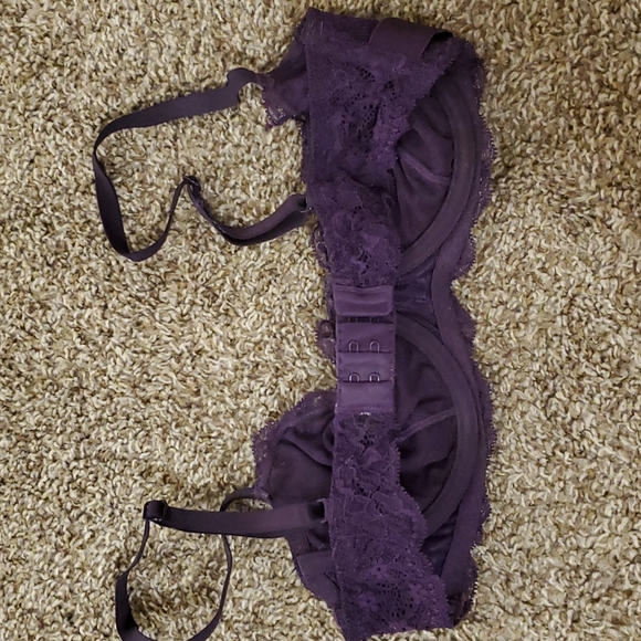 Adore Me Purple unlined, lace bra in 30C - Picture 2 of 2